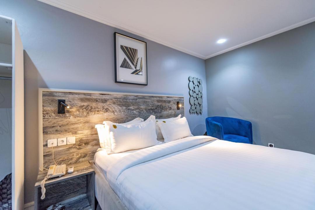 Villa Magnum Douala Luaran gambar