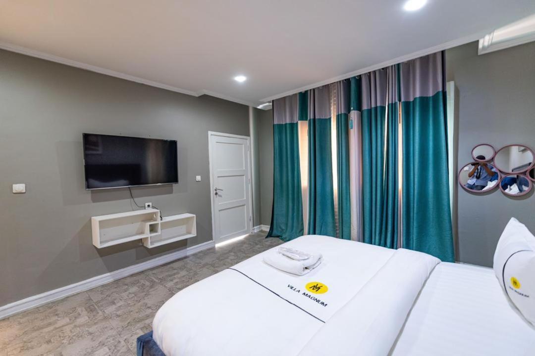 Villa Magnum Douala Luaran gambar